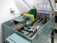 Diamond cut saw for large sample: AC-18